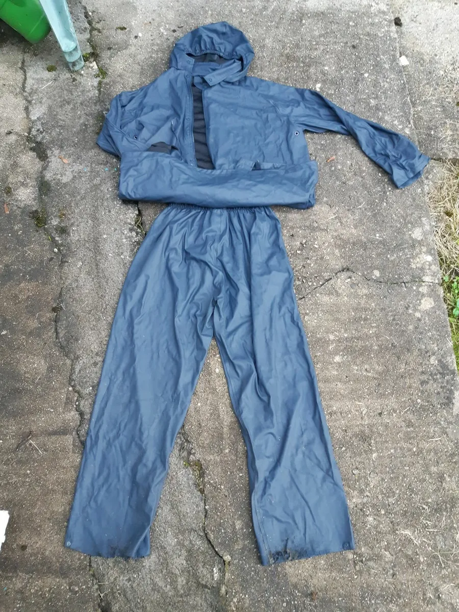 Waterproof jacket - Image 1