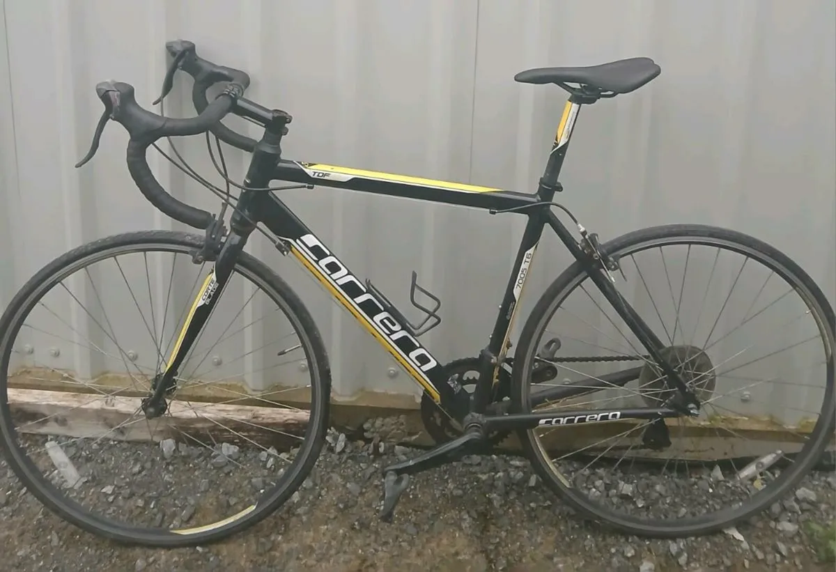 Carrera road bike