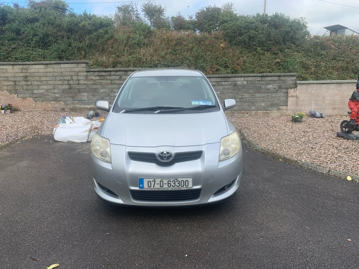 Toyota auris - Image 2