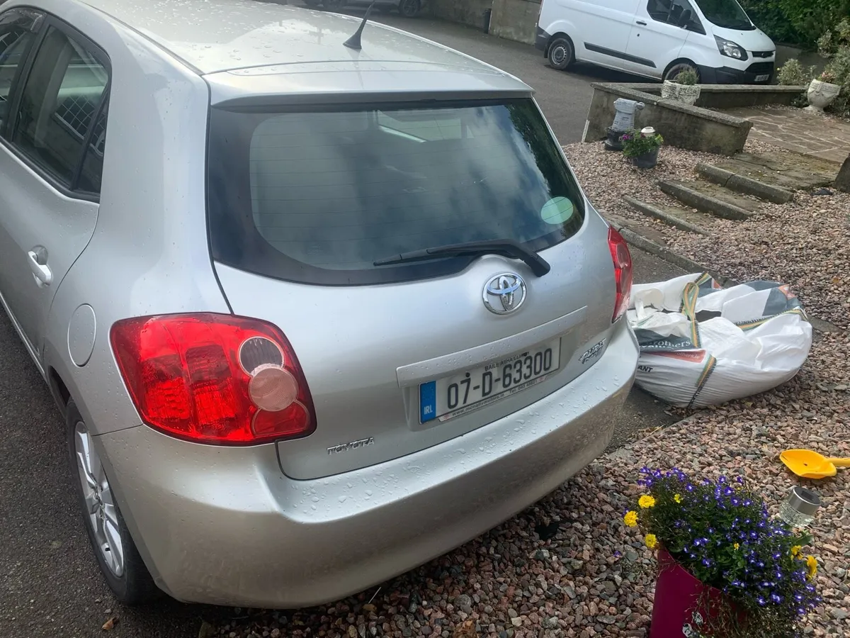 Toyota auris - Image 4