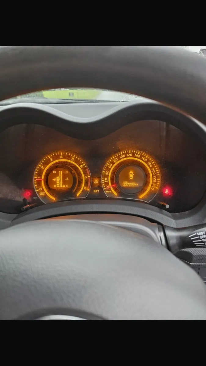 Toyota Auris 2008 - Image 1