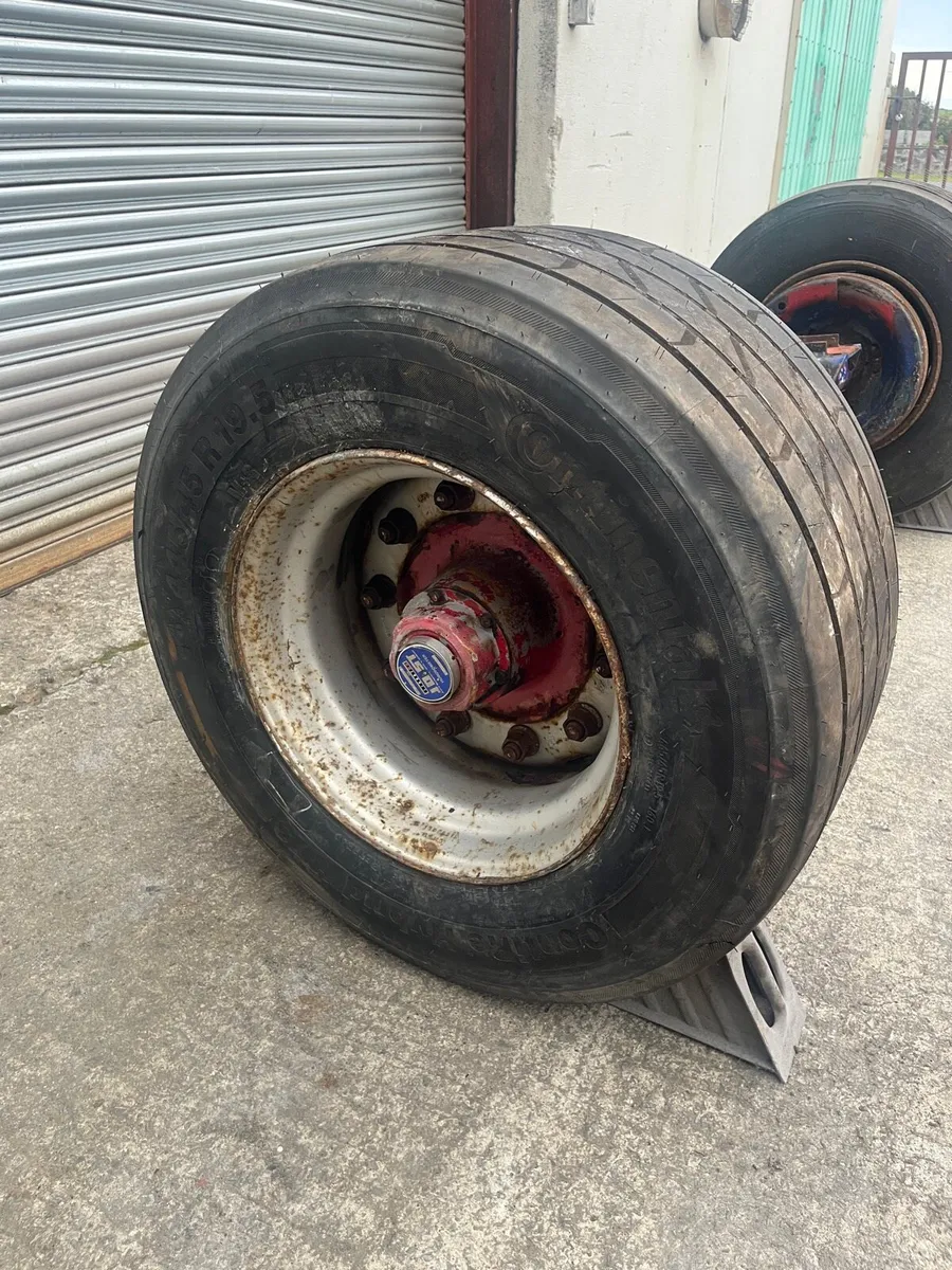 2qty ROR Axles with new 445/45x19.5 10 stud rims - Image 2