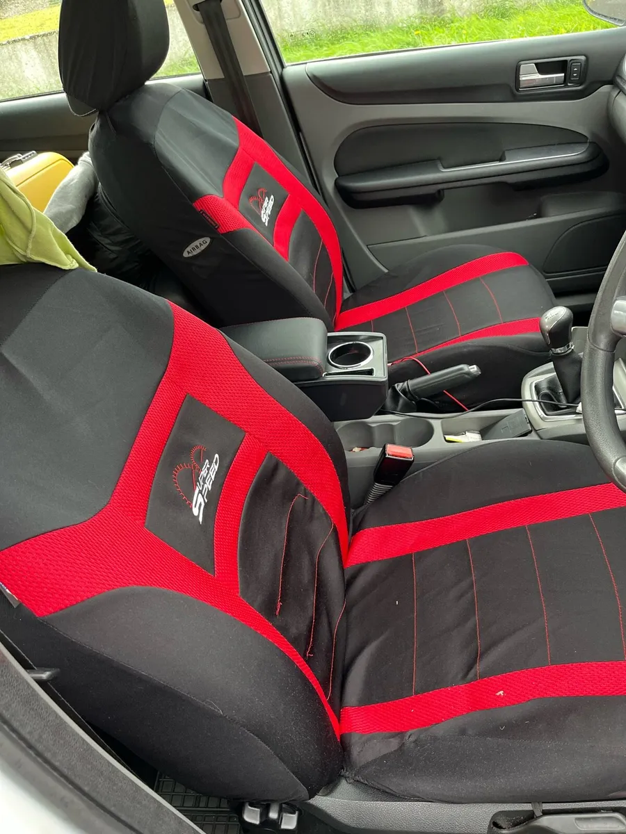 Ford Focus - Image 4