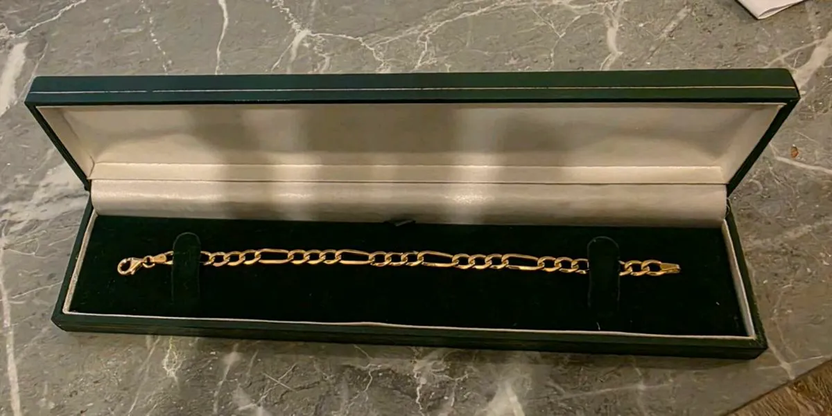 gold bracelet - Image 1