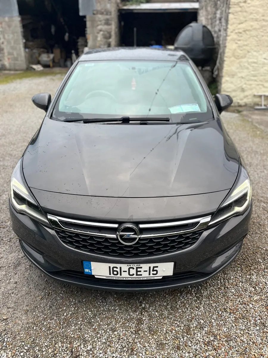 Opel Astra 2016 - Image 1
