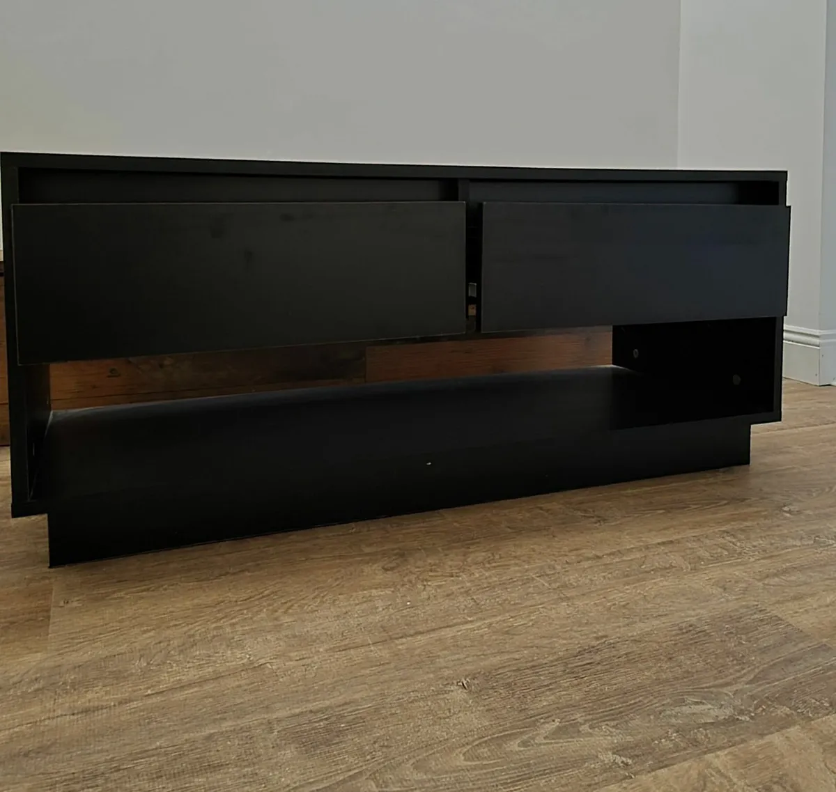 Tv unit - Image 1
