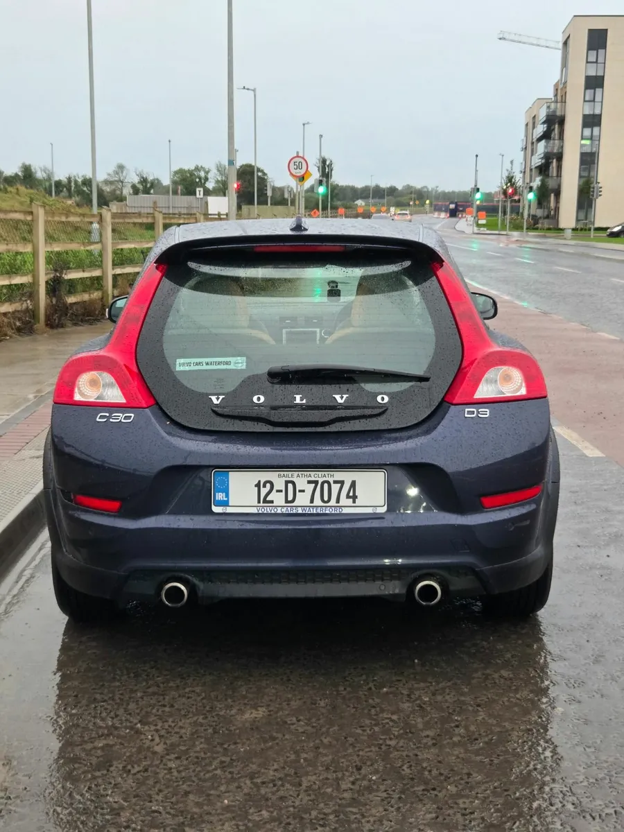 Volvo C30 D3 Auto SE LUX - Image 4