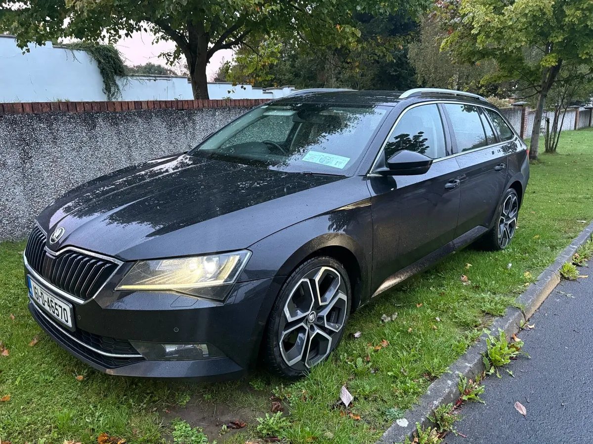 Superb NCT09/26 TAX02/26 - Image 1
