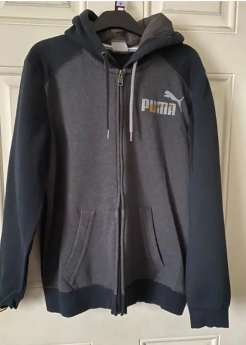 Two men’s hoodies - Image 1