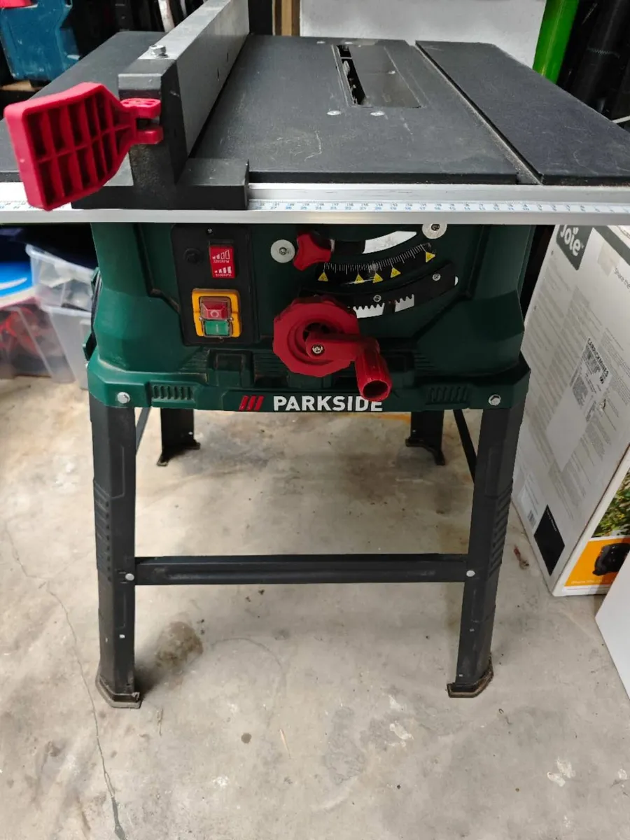 table saw in good condition, collect from Dublin18 - Image 2