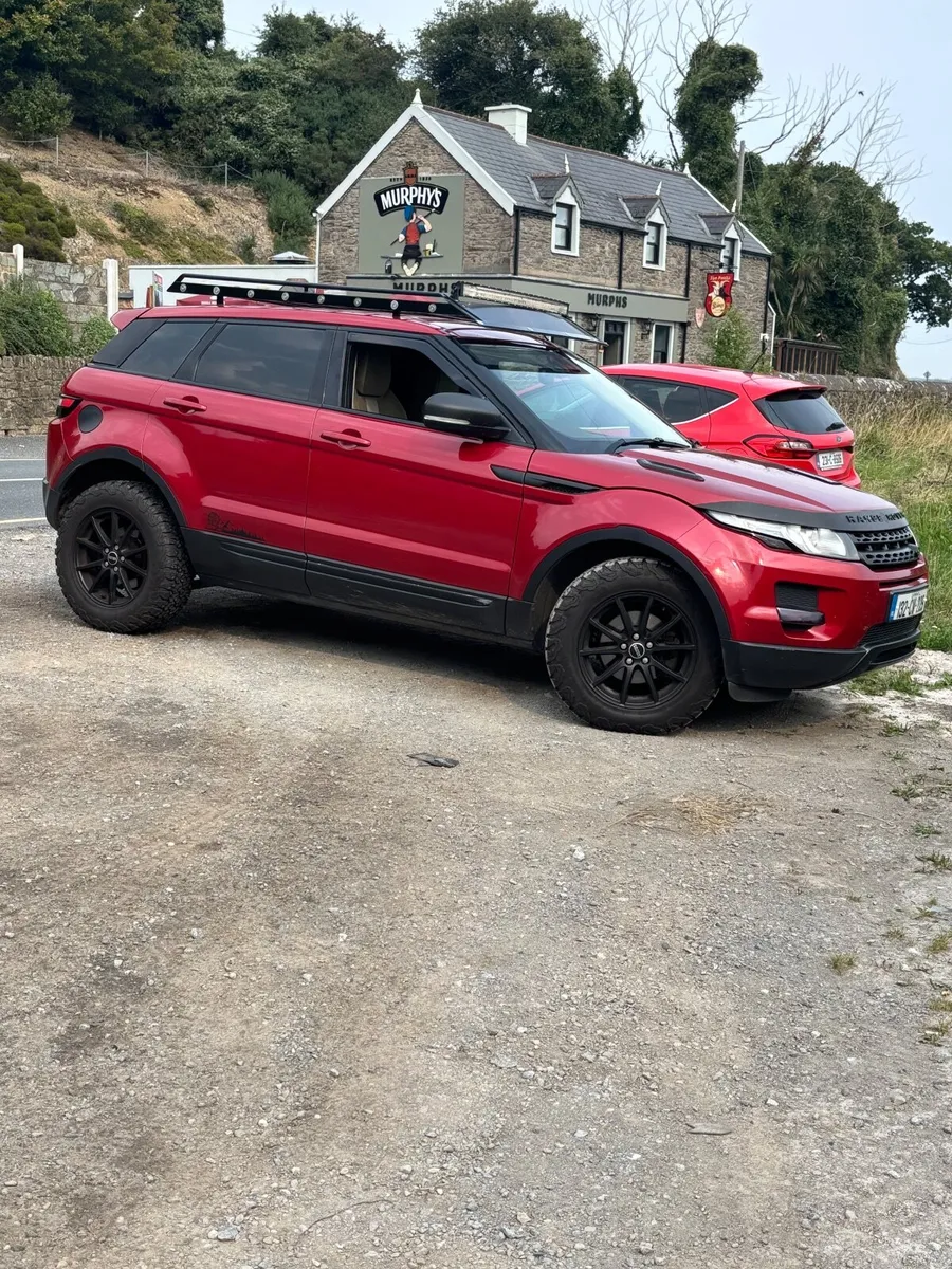 132 Range Rover  Evoque Commercial - Image 1