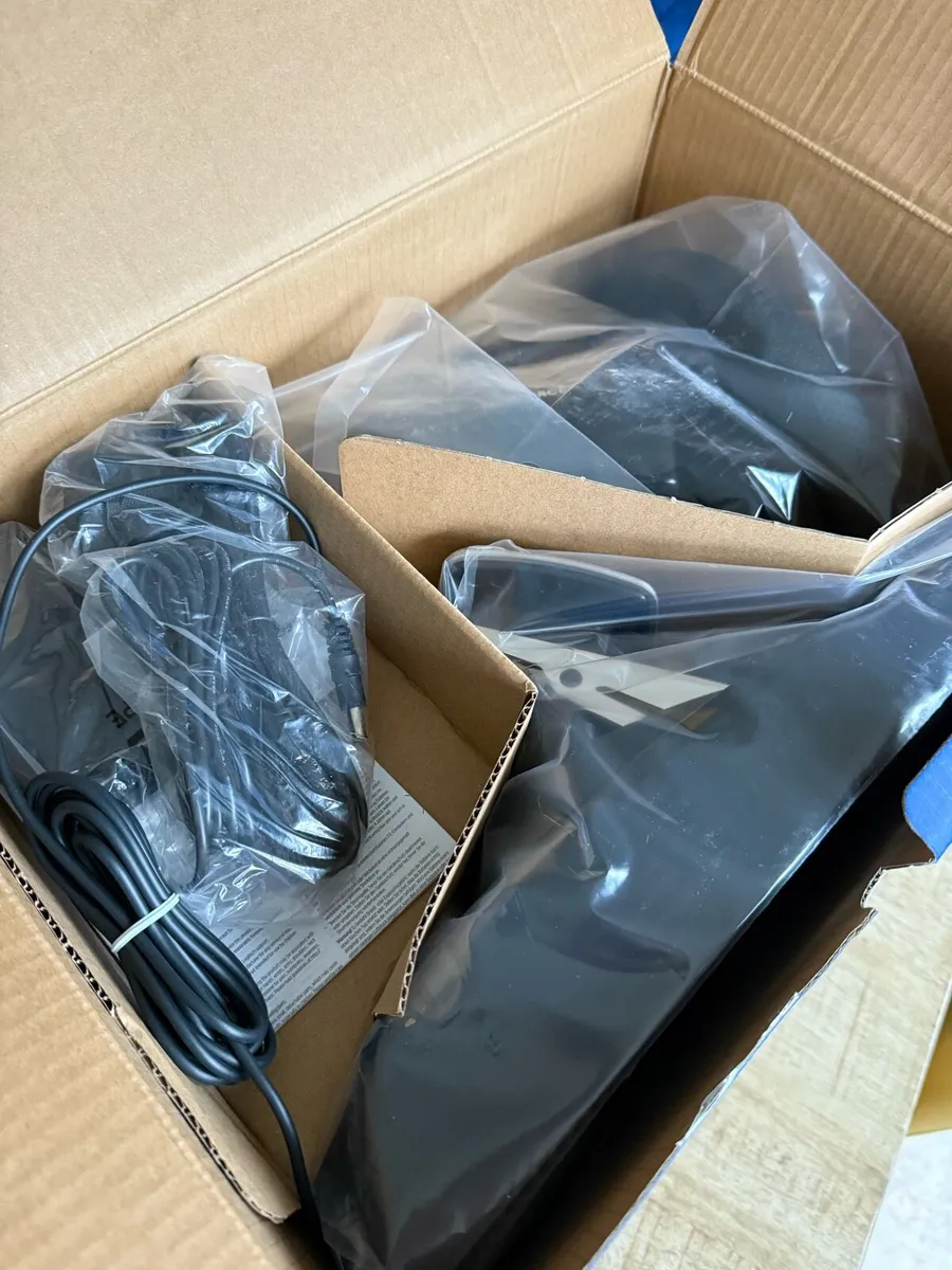 Logitech g923 - brand new - Image 3