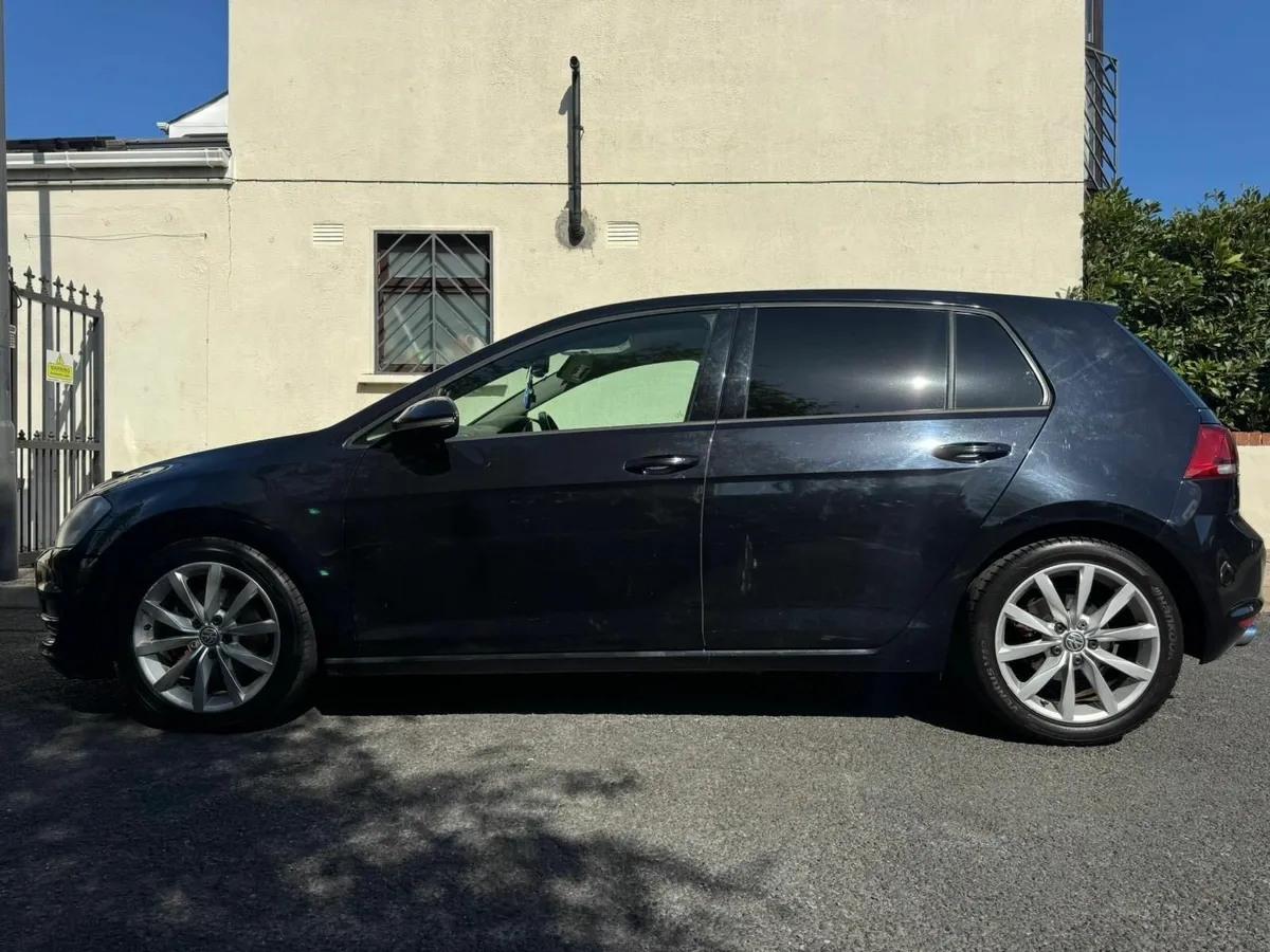 Volkswagen Golf 2014 - Image 2