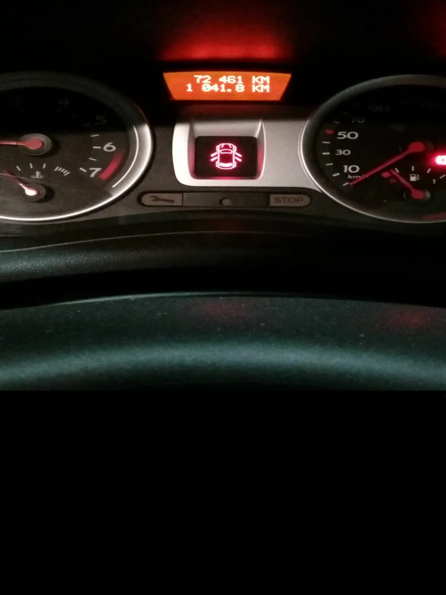 Renault Clio 2006 - Image 2