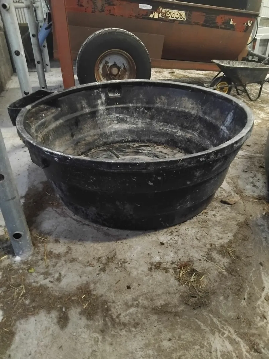 Water trough - Image 3