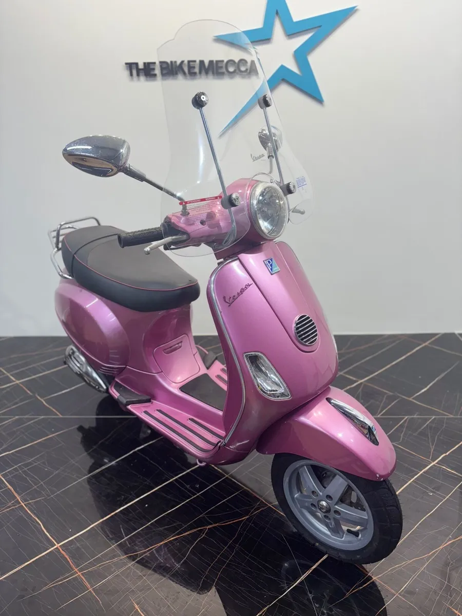 Piaggio Vespa 2010 - Image 4