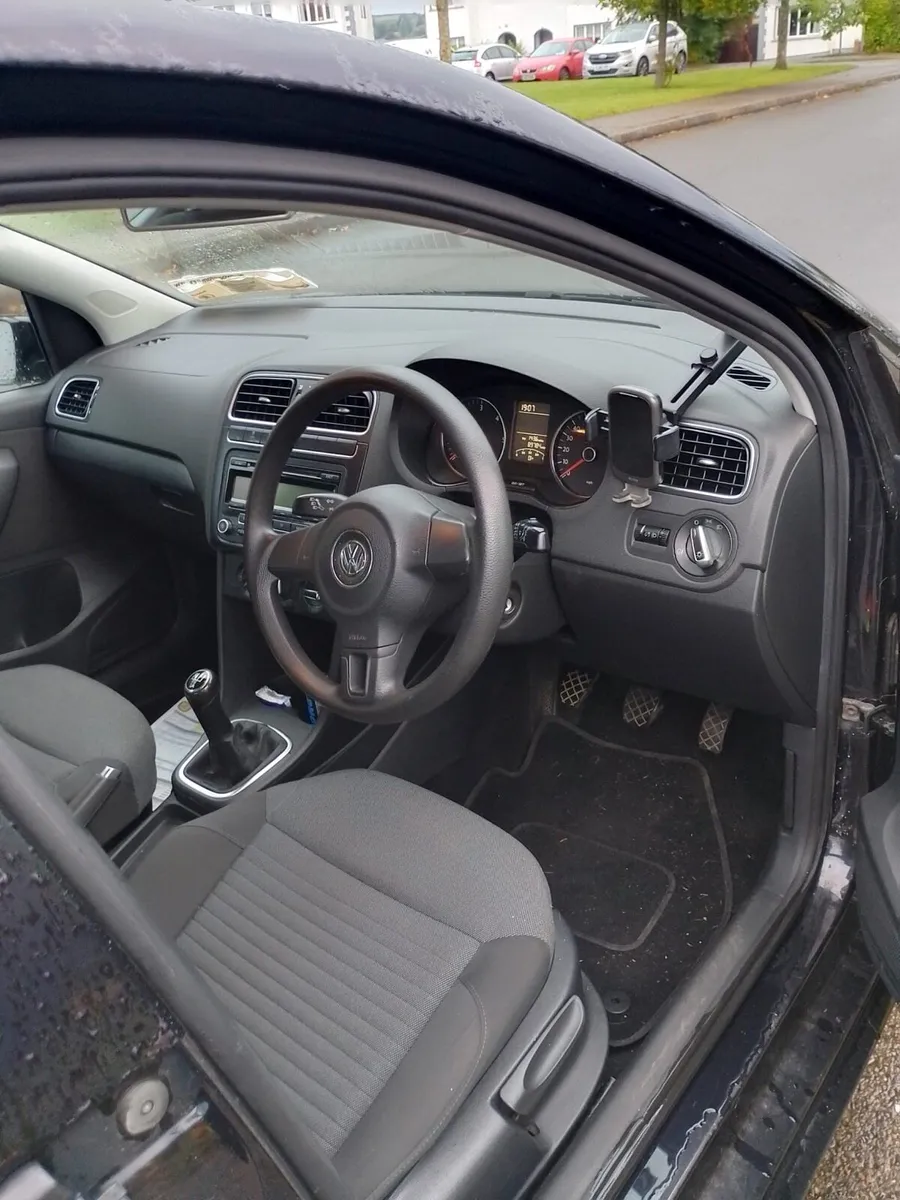 Volkswagen Polo 1.6TDi - Image 4