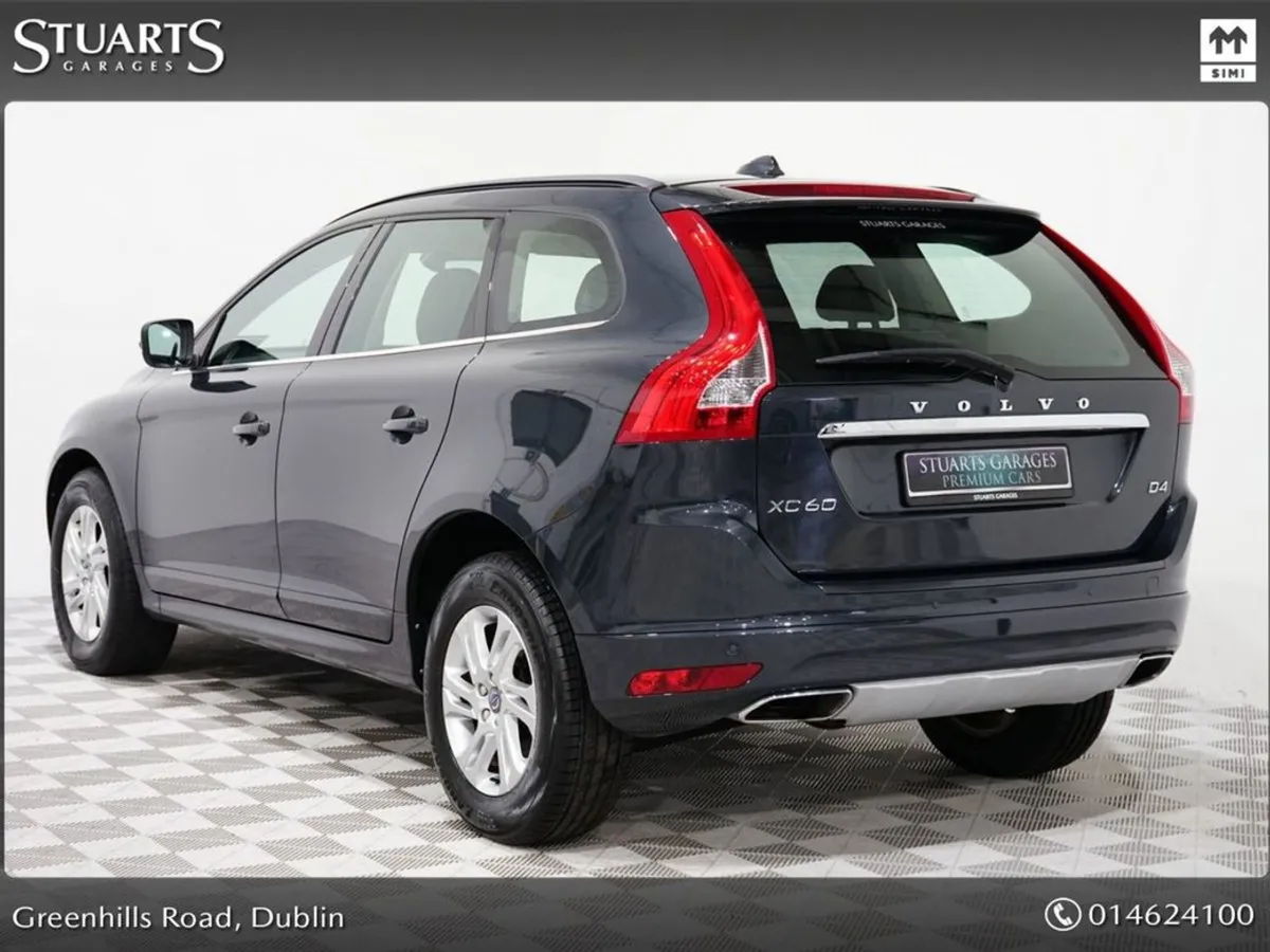 Volvo XC60 SE NAV D4 - Image 2