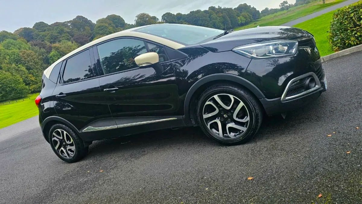 Renault captur - Image 2