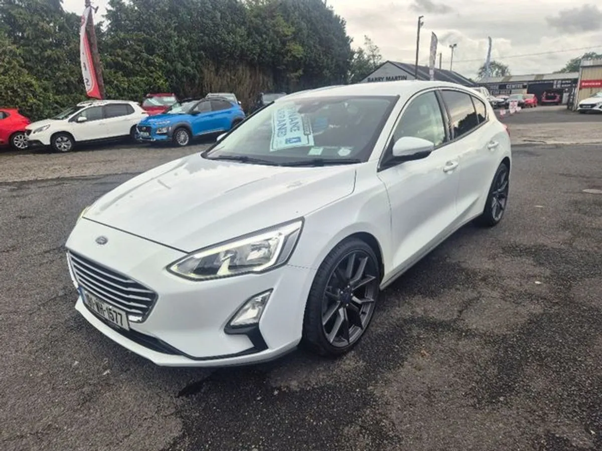 Ford Focus 1.0 T Zetec (upgraded 18  Alloys) - Image 3
