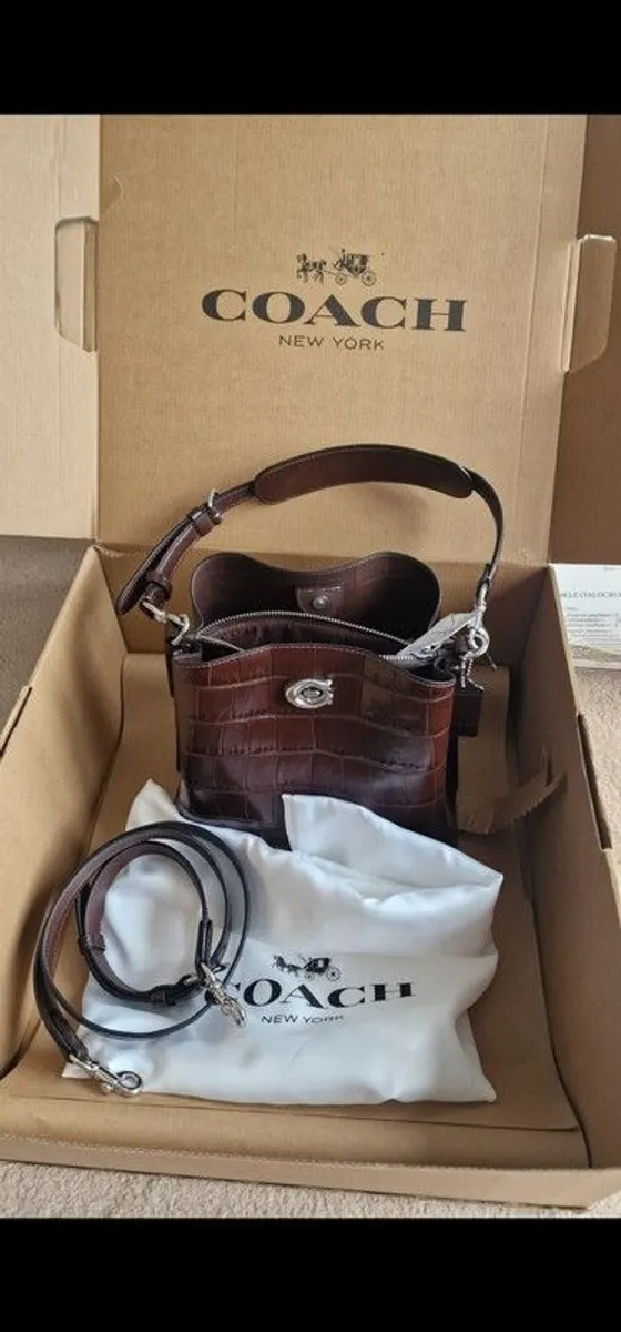 coach - Image 2