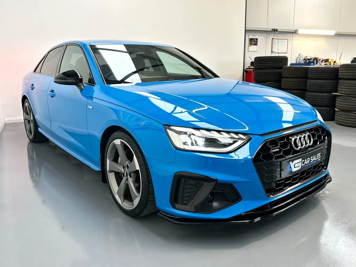 2020 Audi A4 2.0 40 TDi S-Line Quatt Black Edition - Image 4
