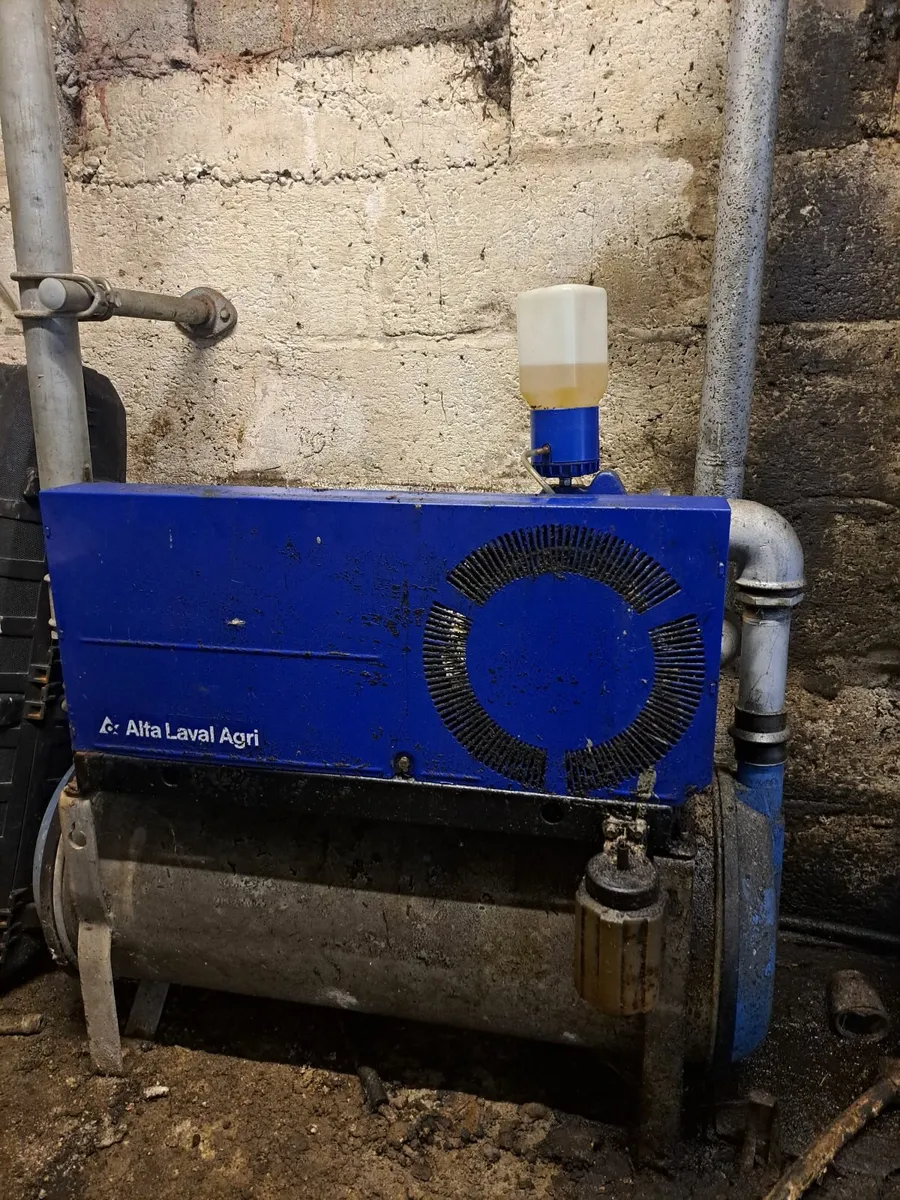 Milking parlour - Image 1