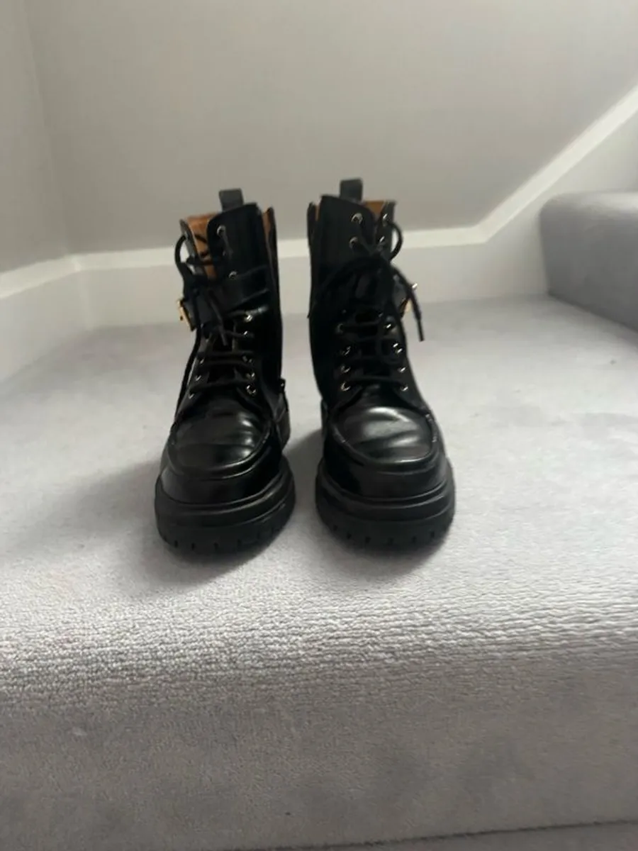 Sezane Black leather boots size 5 - Image 2