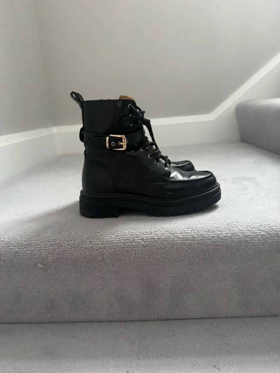 Sezane Black leather boots size 5 - Image 3