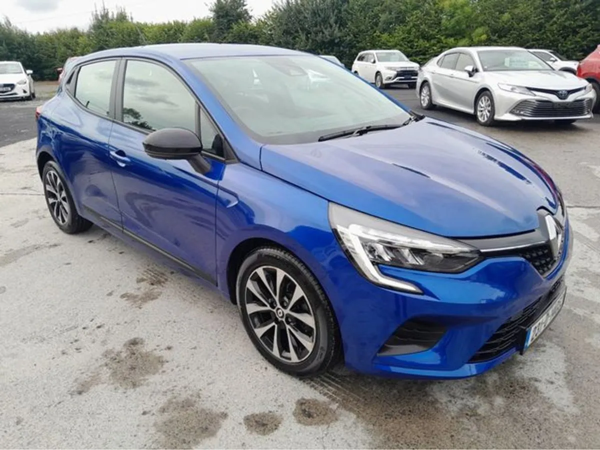 Renault Clio Evolution TCE 90 Dfull MY My23 5DR - Image 3