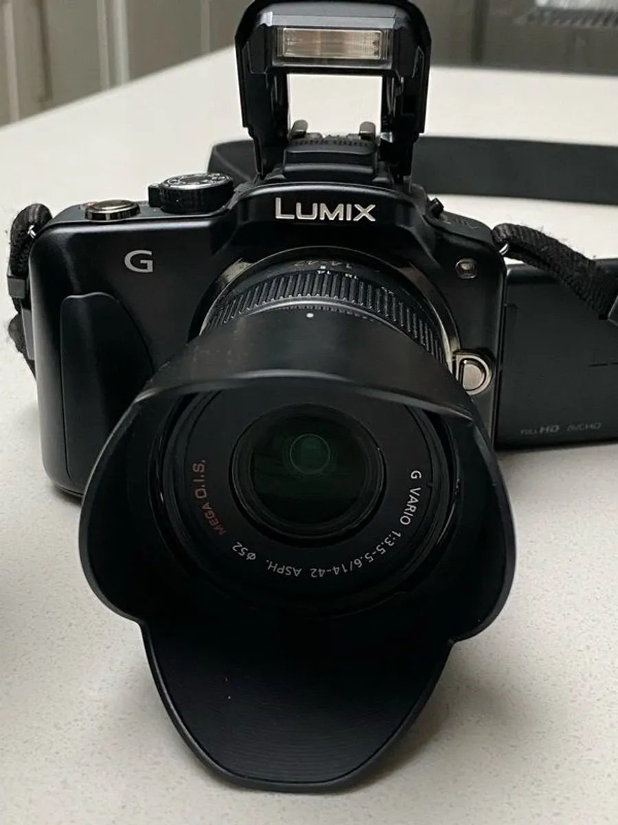 lumix G3 camera with lenses - Image 3
