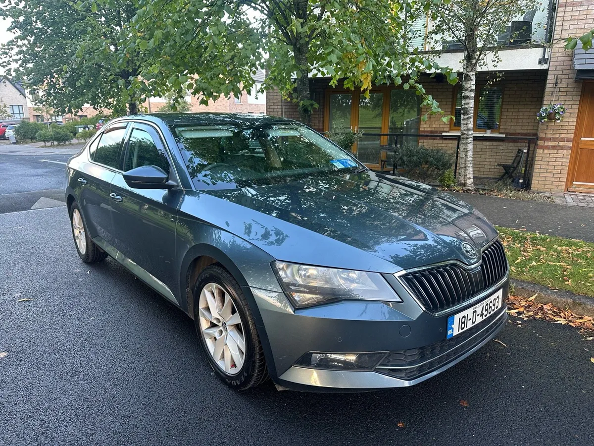 18 Skoda Superb 2.0 L Style ( DSG Automatic ) - Image 2