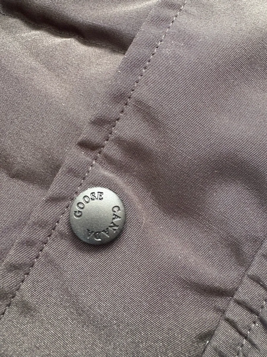 Canada goose jacket - Image 4