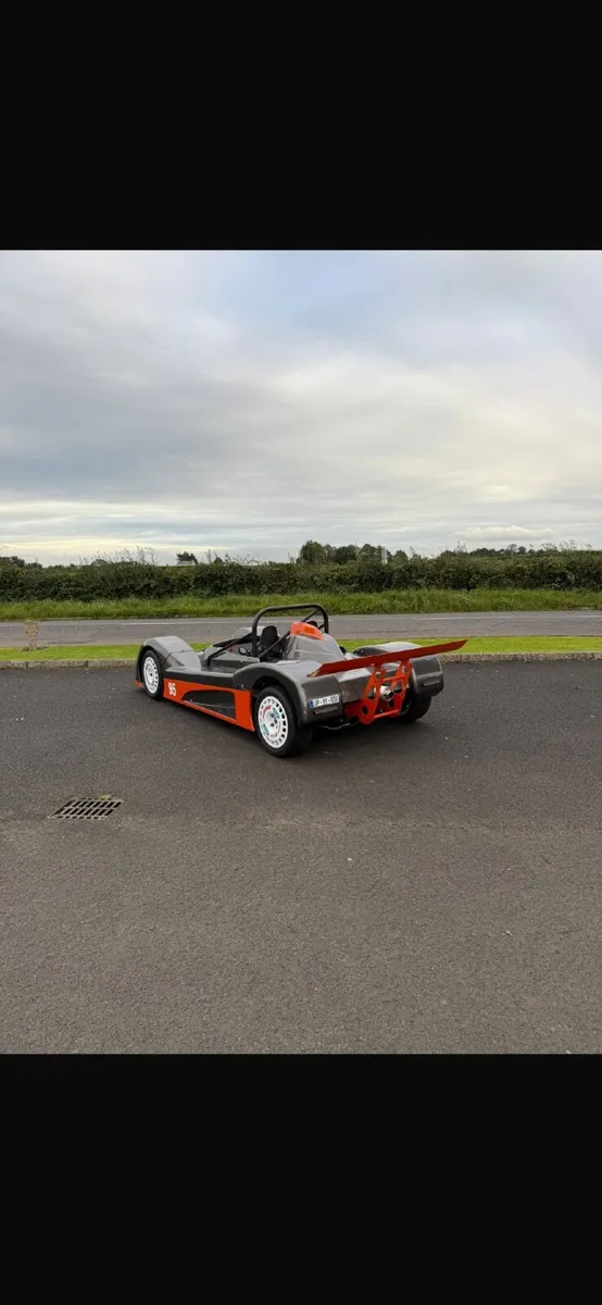 Car - Image 4