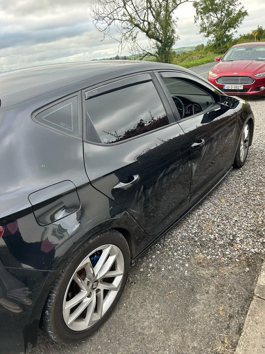 Seat Leon for breaking or parts - Image 4