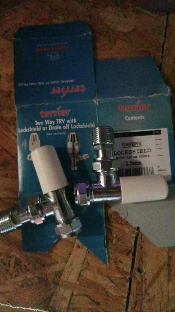 Pegler terrier radiator valves,close off balance s - Image 3