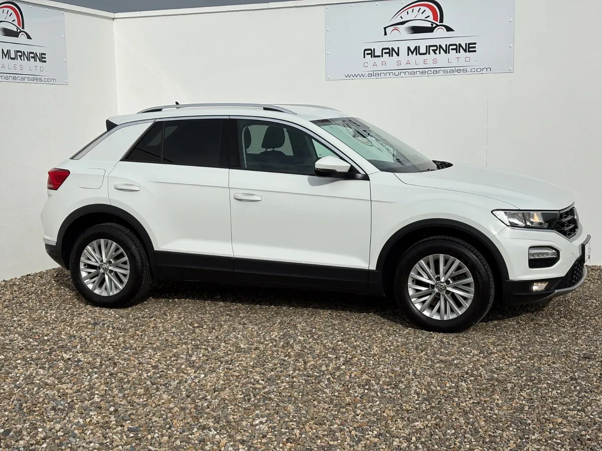 VOLKSWAGEN T-ROC 1.6 DIESEL 2019 *MINT* - Image 3