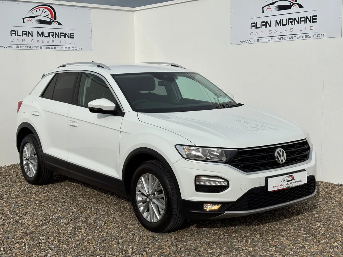 VOLKSWAGEN T-ROC 1.6 DIESEL 2019 *MINT* - Image 1