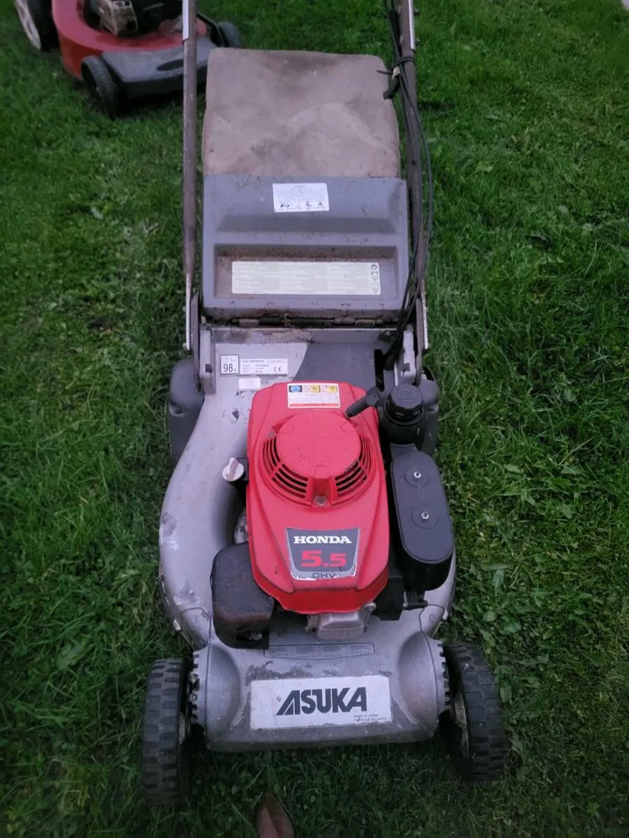 Honda mower - Image 1