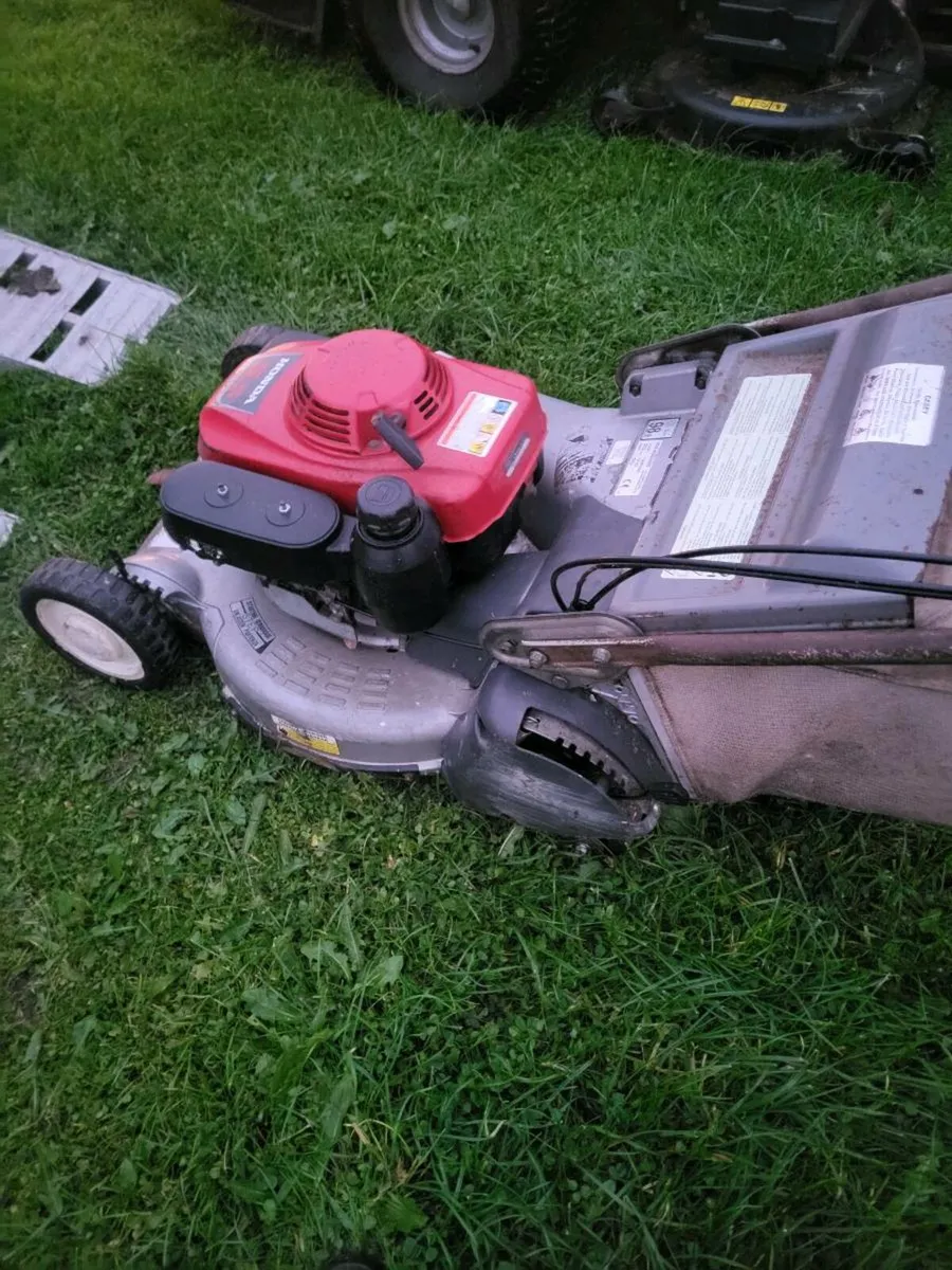 Honda mower - Image 3