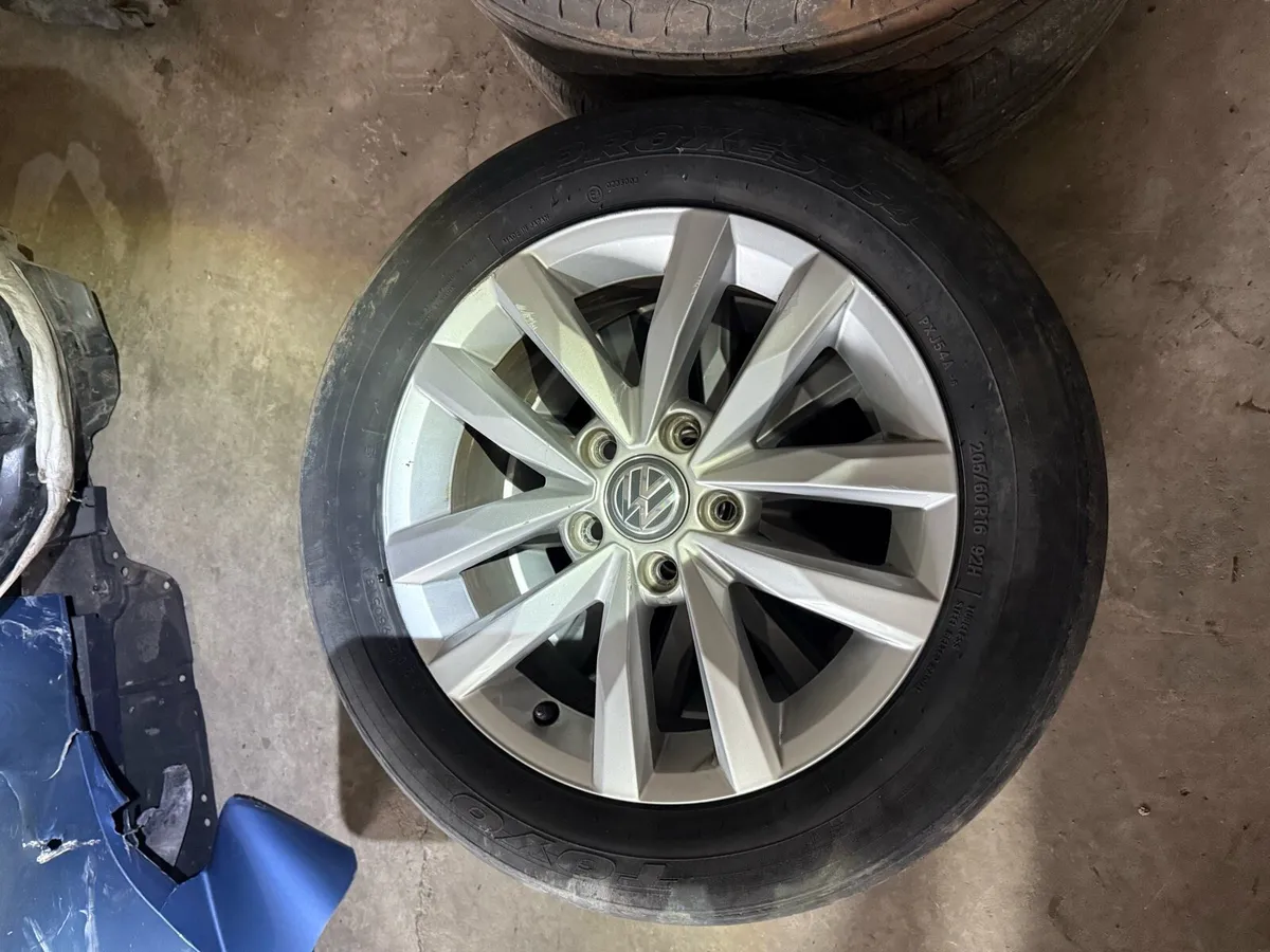 Volkswagen Touran alloy wheels 16” - Image 1