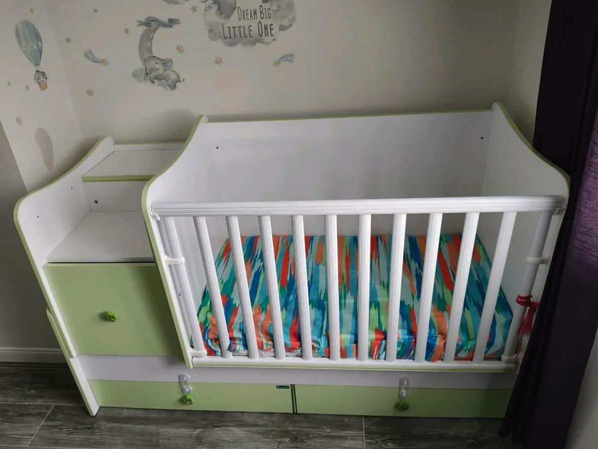 Lorelli Trend Plus Baby Bed 4 in 1 - Image 2