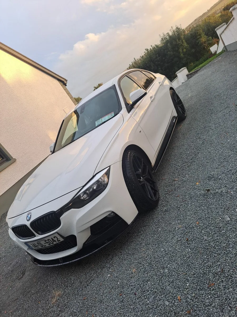 BMW 3-Series 2014 - Image 3