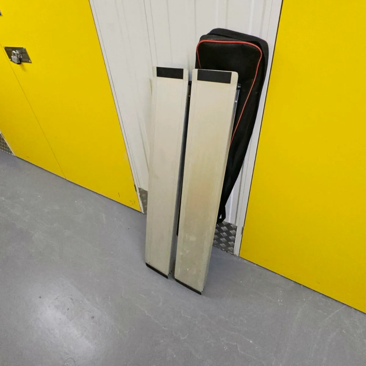Wheelchair ramp - Image 1