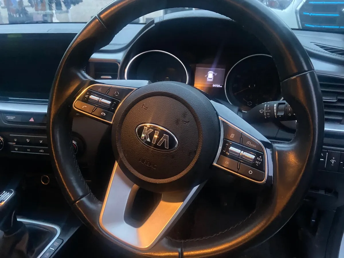 Kia Ceed 2 2021 hybrid 1.6 crdi non runner - Image 2