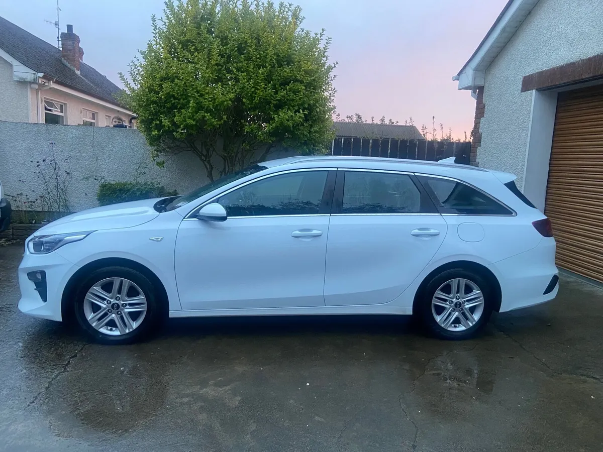 Kia Ceed 2 2021 hybrid 1.6 crdi non runner - Image 3