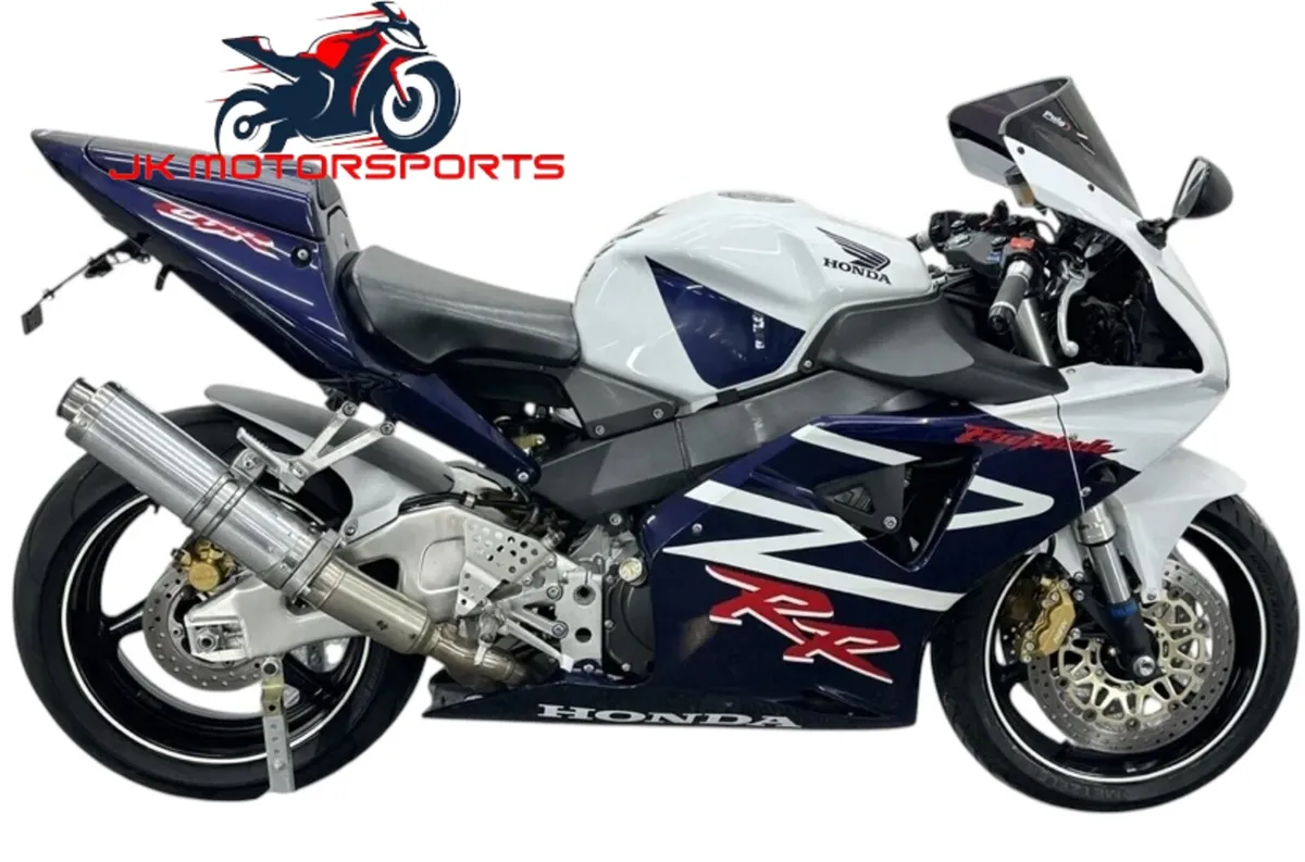Honda CBR954RR - Image 1