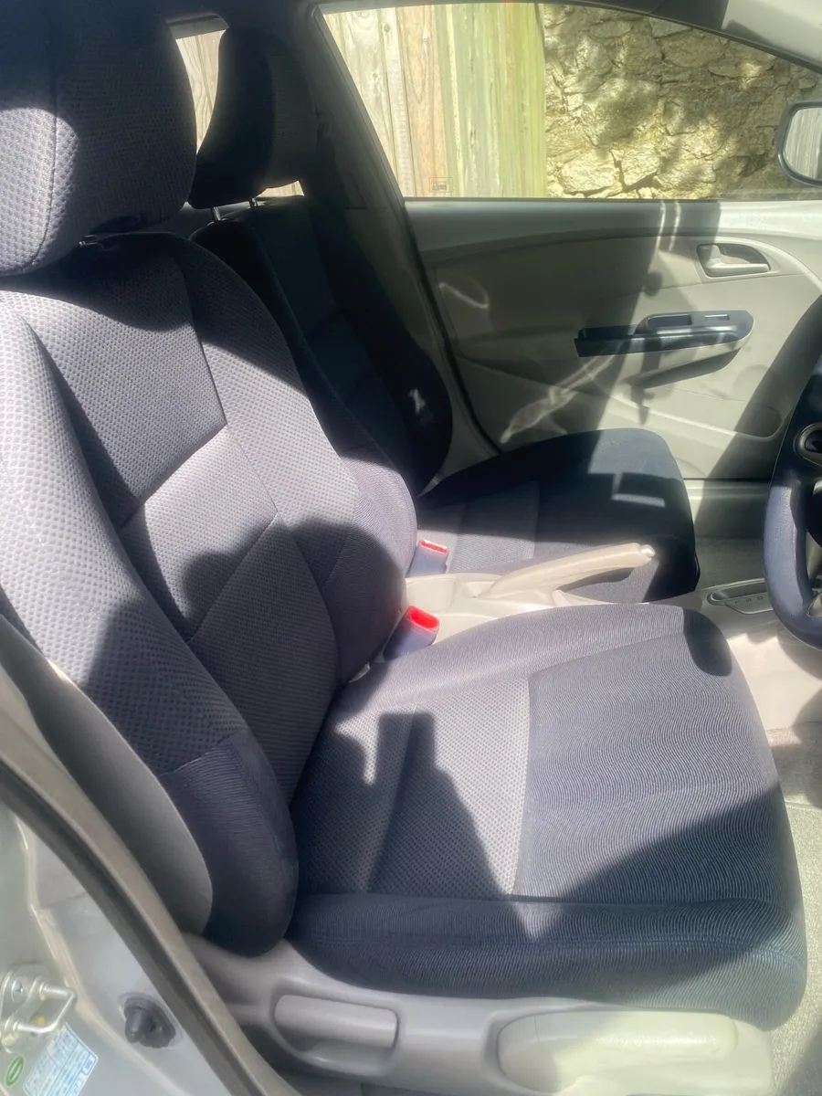 Honda Insight 2010 - Image 4