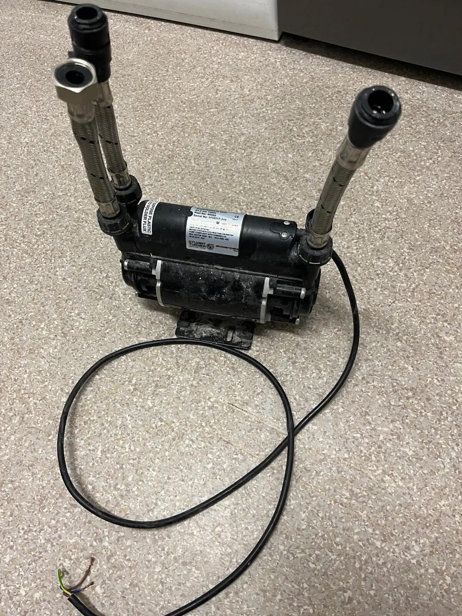 Shower pump for parts - Image 1