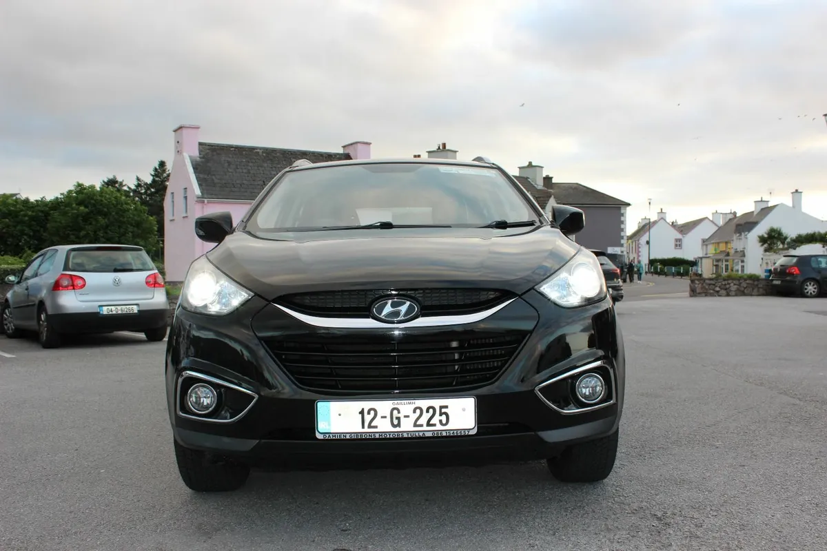 Hyundai ix35 2012 BLACK - Image 3